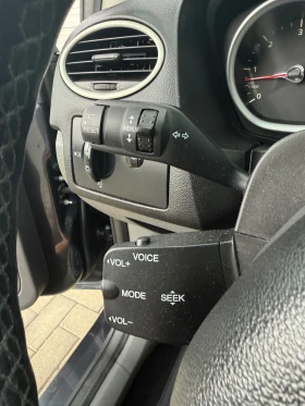 Ford Focus 1.6TDCI ФЕЙСЛИФТ* РЕГИСТРИРАН * НАПЪЛНО ОБСЛУЖЕН* , снимка 12