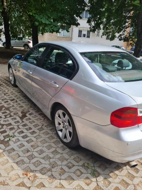 BMW 320 i, снимка 3