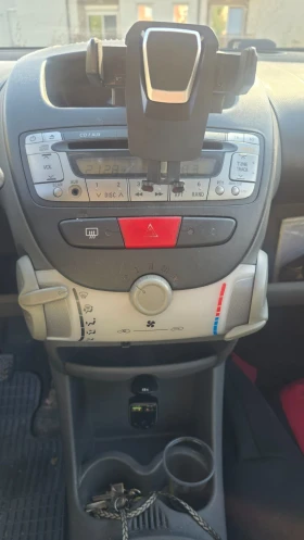 Toyota Aygo 1.0 i kluma , снимка 9