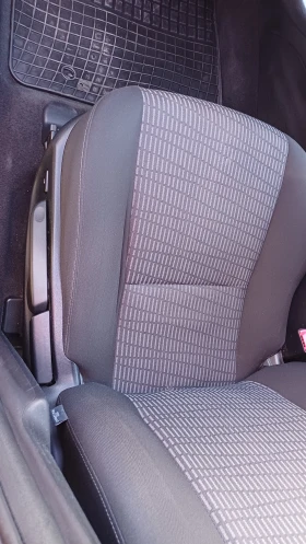 Toyota Avensis, снимка 10