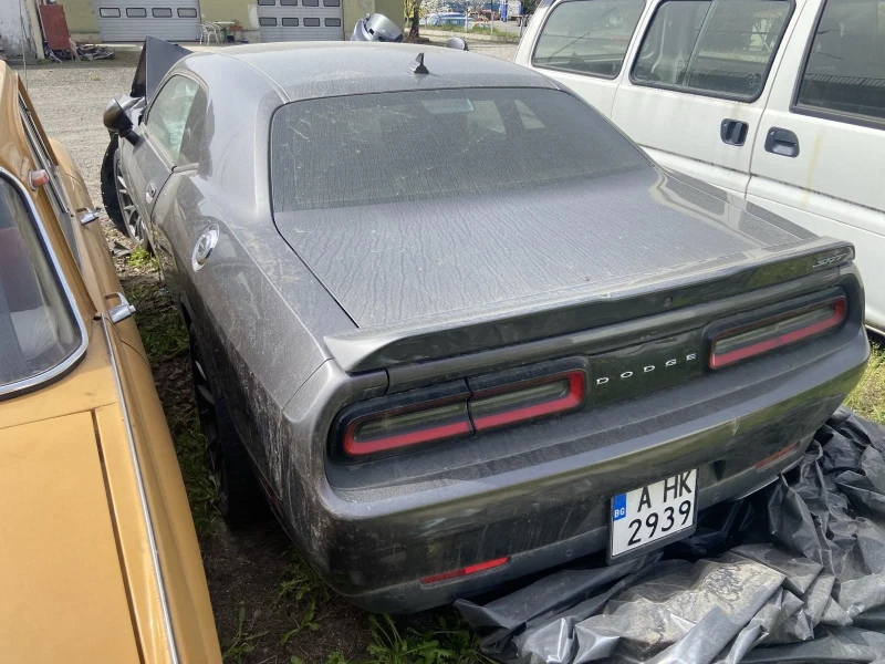 Dodge Challenger 6.4 HEMI, снимка 6 - Автомобили и джипове - 48460102