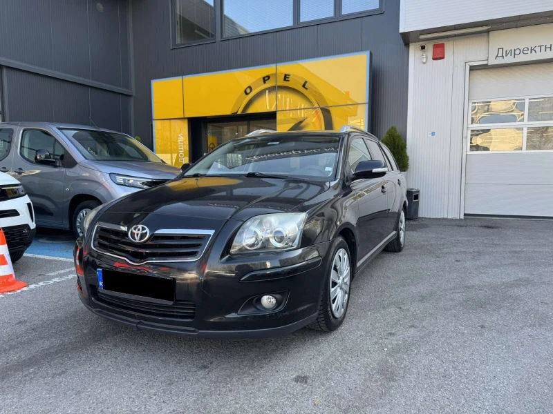 Toyota Avensis 2.0 D4D, снимка 2 - Автомобили и джипове - 48193438