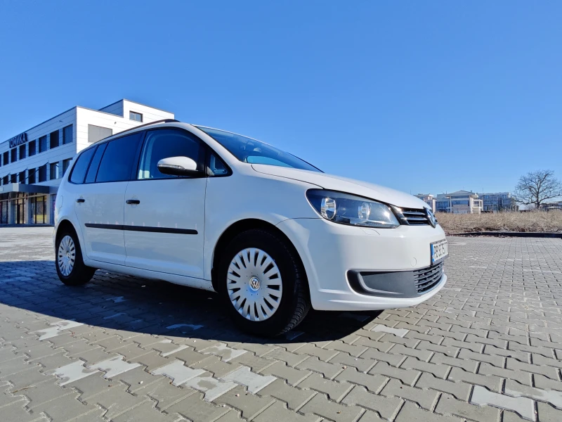 VW Touran, снимка 2 - Автомобили и джипове - 48741562