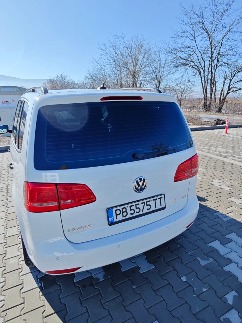 VW Touran, снимка 9 - Автомобили и джипове - 48741562