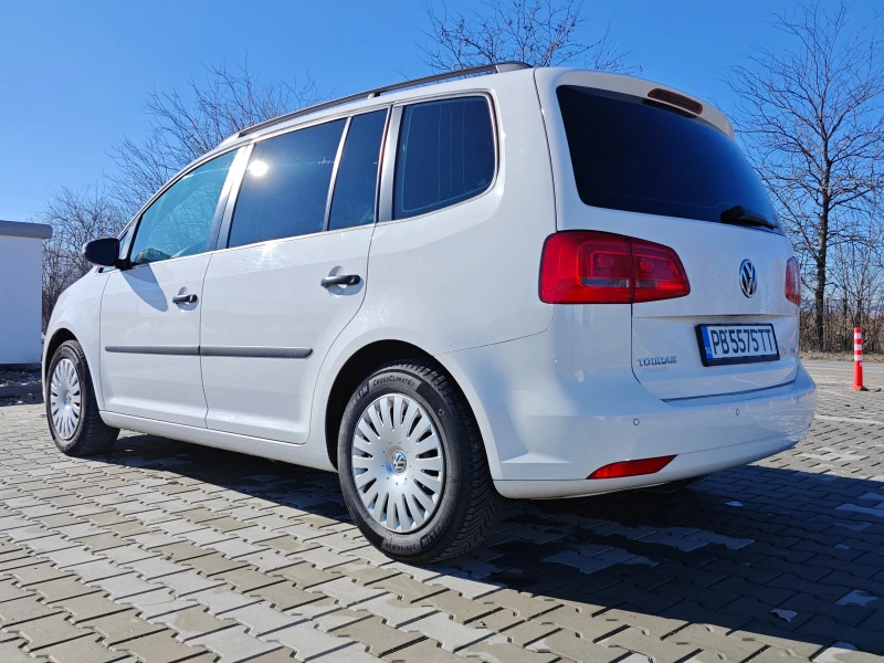 VW Touran, снимка 4 - Автомобили и джипове - 48741562