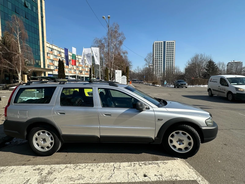 Volvo Xc70 Cross Country, снимка 3 - Автомобили и джипове - 49208081