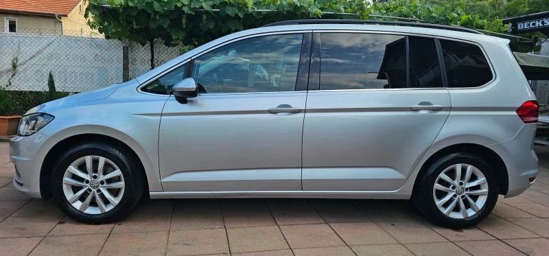 VW Touran Comfortline 1, 6TDI 7 МЕСТЕН, снимка 3 - Автомобили и джипове - 51417779