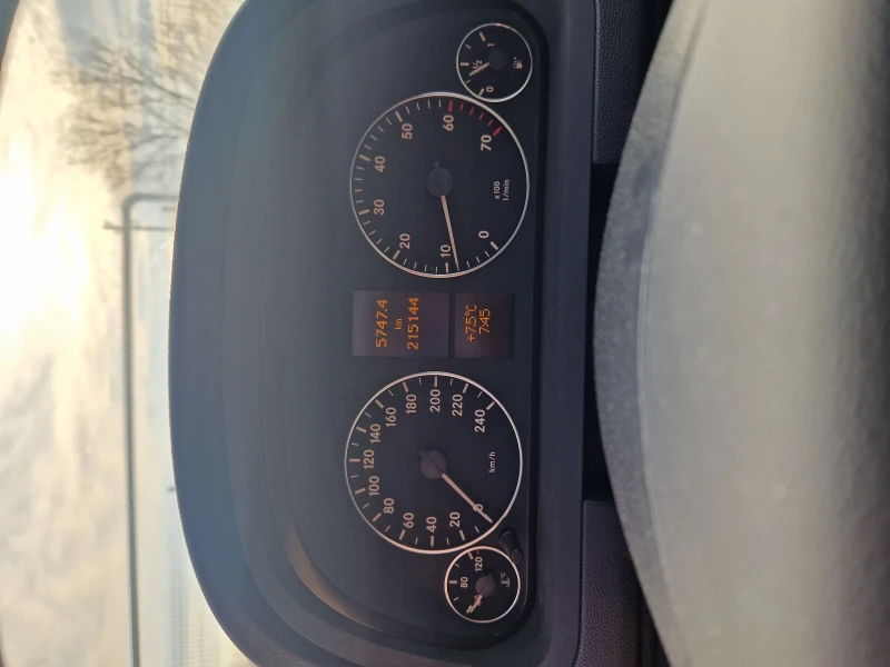 Mercedes-Benz A 150 1.5 бензин, снимка 8 - Автомобили и джипове - 52231292