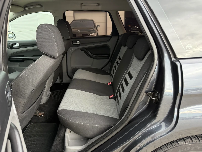 Ford Focus 1.6TDCI ФЕЙСЛИФТ* РЕГИСТРИРАН * НАПЪЛНО ОБСЛУЖЕН* , снимка 7 - Автомобили и джипове - 51686487