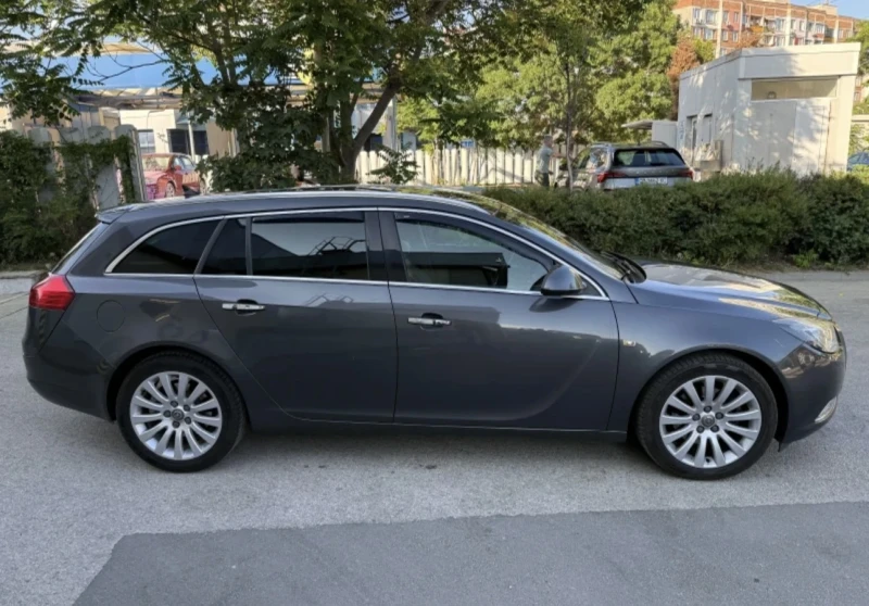 Opel Insignia, снимка 4 - Автомобили и джипове - 52260099