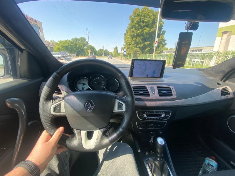 Renault Megane 1.5, снимка 10 - Автомобили и джипове - 52652283