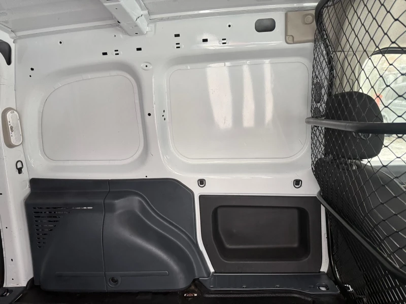 Renault Kangoo Express Z.E, снимка 6 - Автомобили и джипове - 53135820