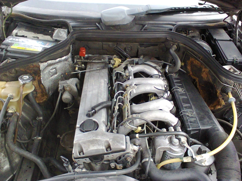 Mercedes-Benz 124 3.0 D - Avtomatik, снимка 15 - Автомобили и джипове - 53285880