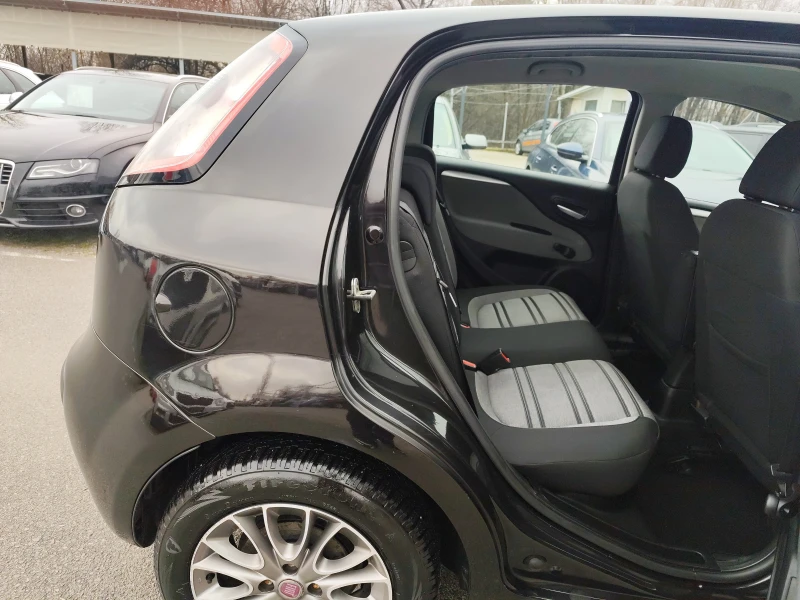 Fiat Punto 1.4i* EVO* EURO5A* KLIMTIK* , снимка 12 - Автомобили и джипове - 53390055