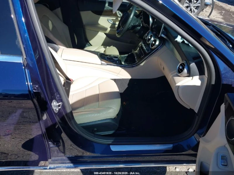 Mercedes-Benz C 300 2l, снимка 5 - Автомобили и джипове - 53391087