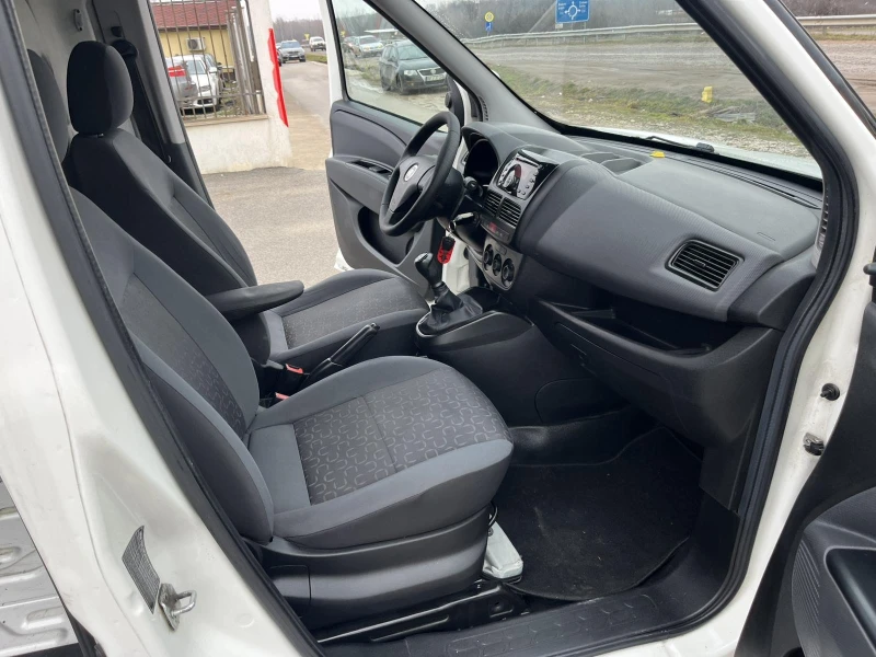 Fiat Doblo 1.3 M-JET 90кс EURO 5B КЛИМАТИК ВНОС ИТАЛИЯ, снимка 9 - Автомобили и джипове - 53470064