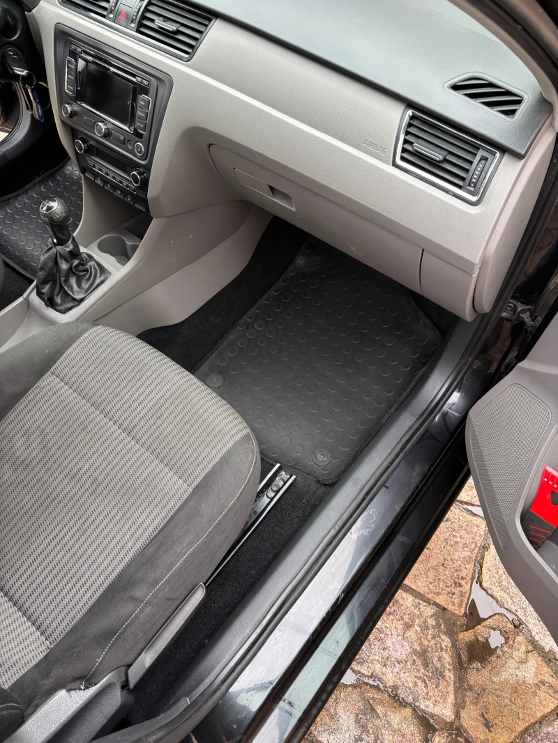 Seat Toledo, снимка 9 - Автомобили и джипове - 53479425