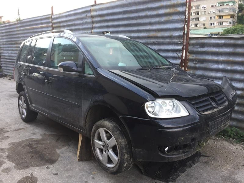 VW Touran 1.9/2.0 TDI DSG, снимка 1 - Автомобили и джипове - 43182153