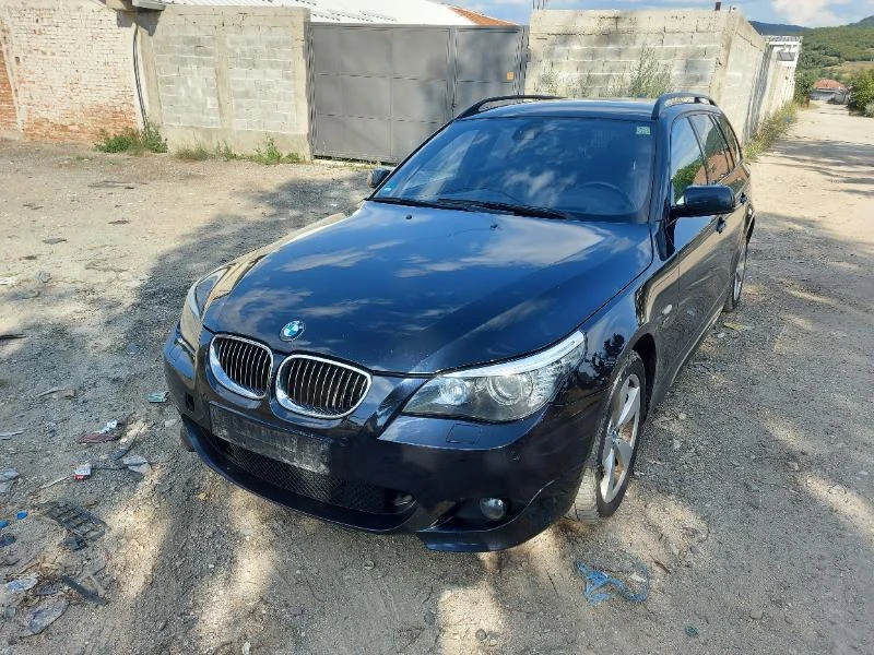 BMW 530 М-пакет  272кс на части, снимка 1 - Автомобили и джипове - 48989788