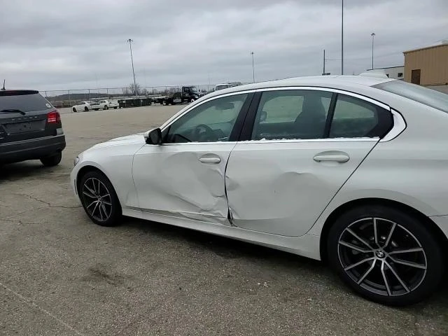 BMW 330 2.0L 4 All wheel drive