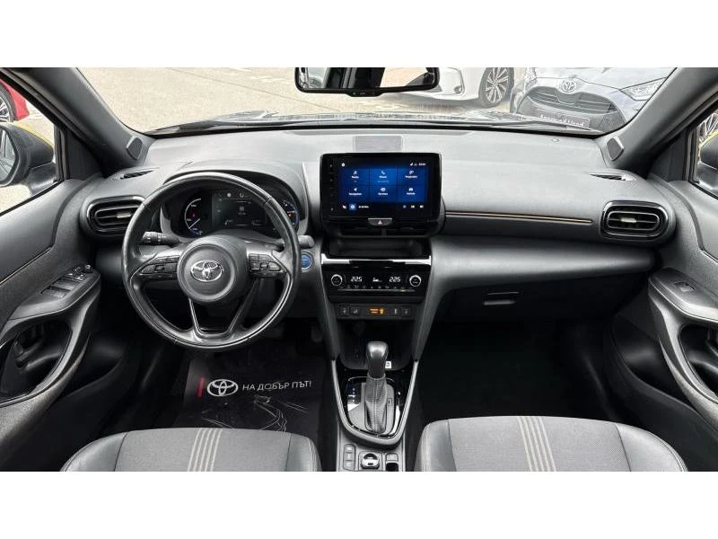 Toyota Yaris Cross 1.5HSD AWD COLLECTION, снимка 8 - Автомобили и джипове - 53957451