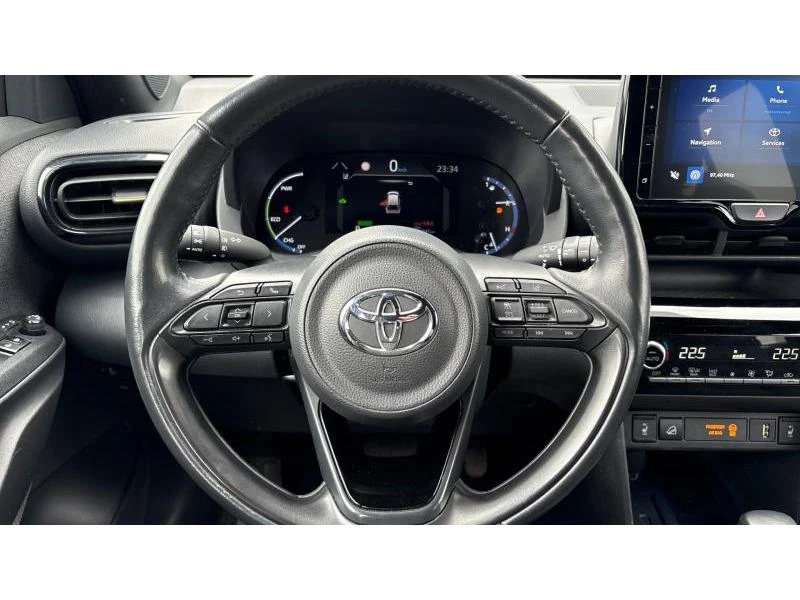 Toyota Yaris Cross 1.5HSD AWD COLLECTION, снимка 13 - Автомобили и джипове - 53957451