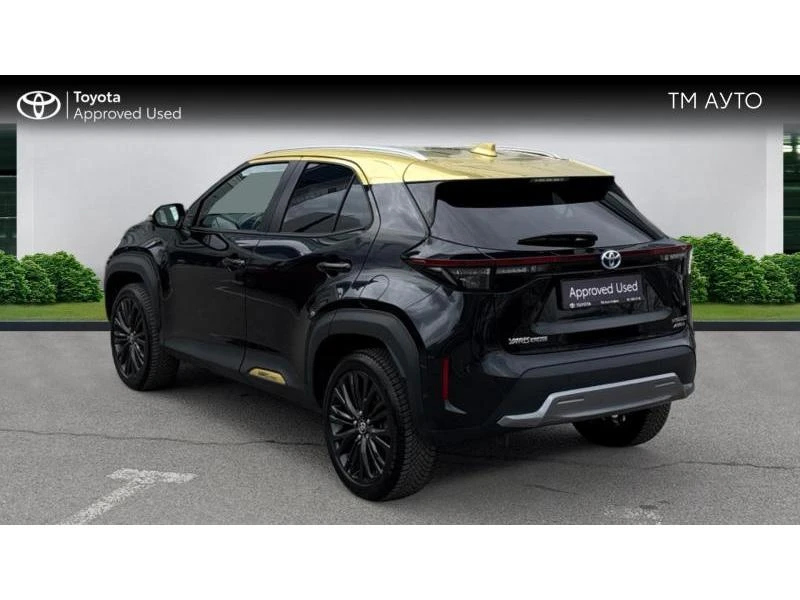 Toyota Yaris Cross 1.5HSD AWD COLLECTION, снимка 2 - Автомобили и джипове - 53957451