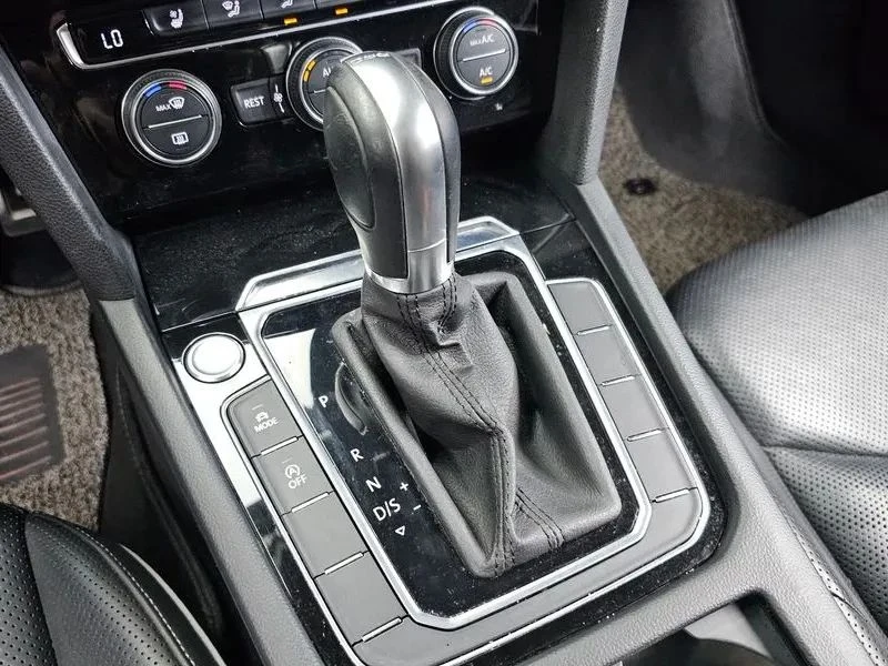 VW Arteon, снимка 9 - Автомобили и джипове - 56688108