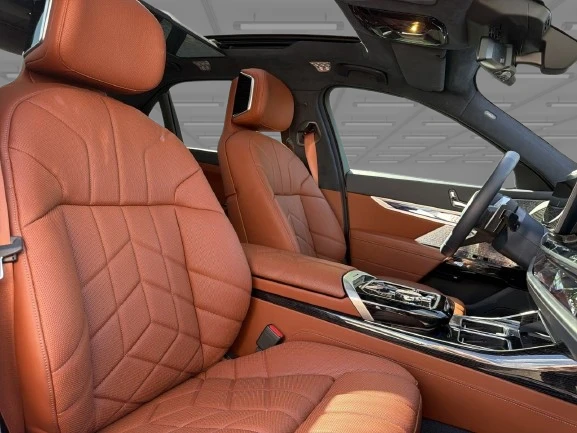BMW 750 e xDrive = Executive = Гаранция, снимка 10 - Автомобили и джипове - 56742255