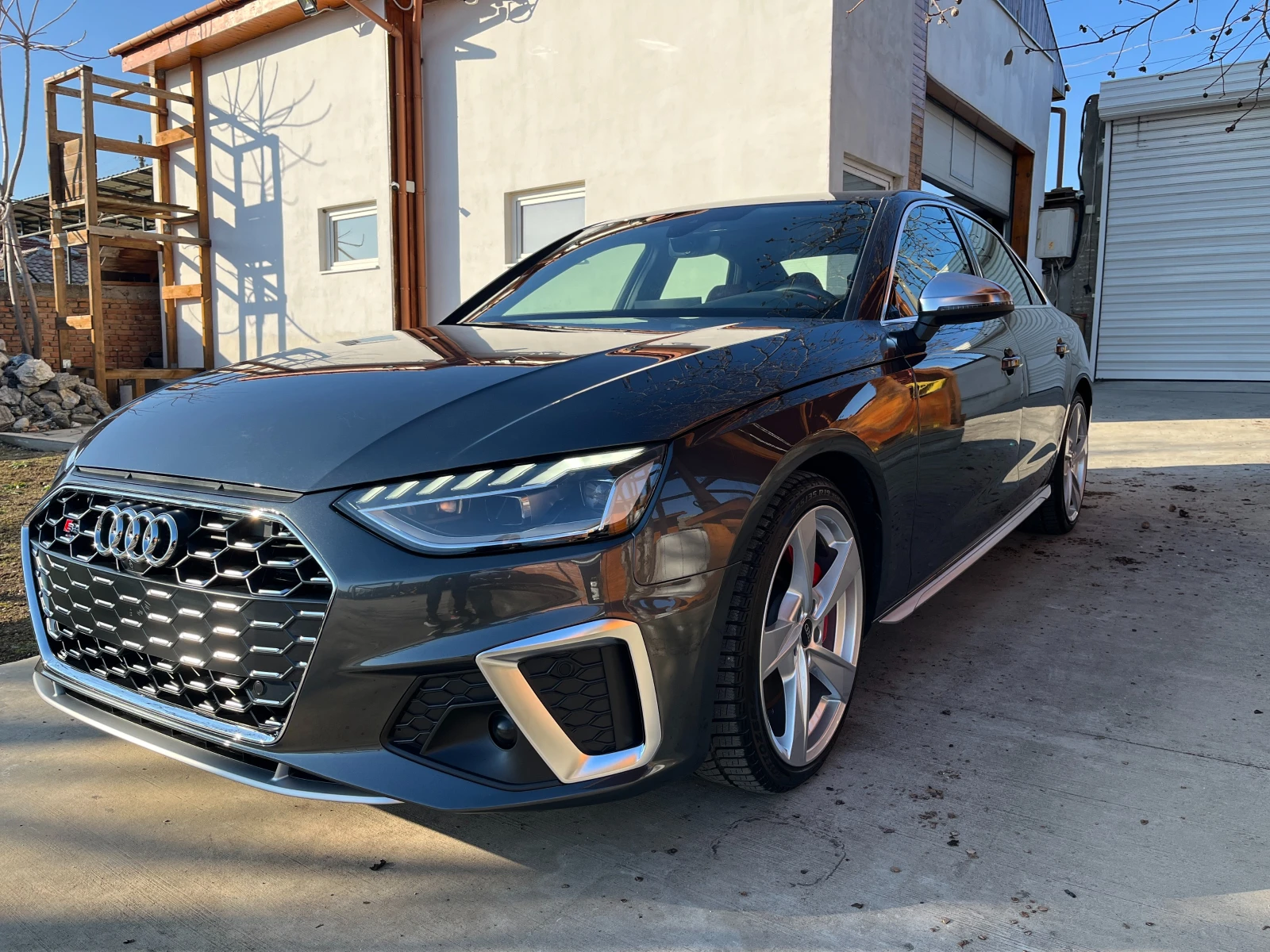 Audi A4 S4| 14000км| performance| 2024 - изображение 2