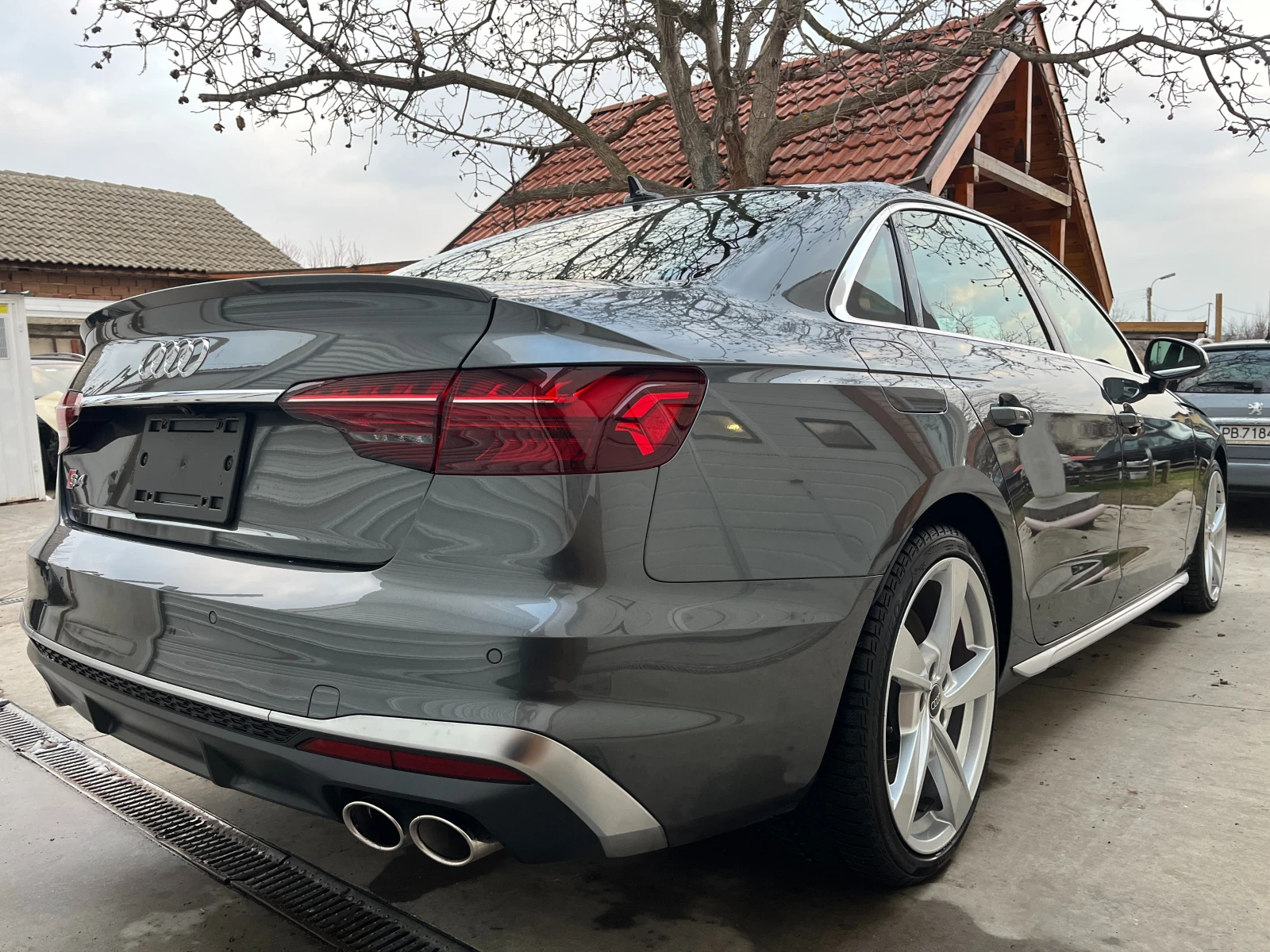 Audi A4 S4| 14000км| performance| 2024 - изображение 6