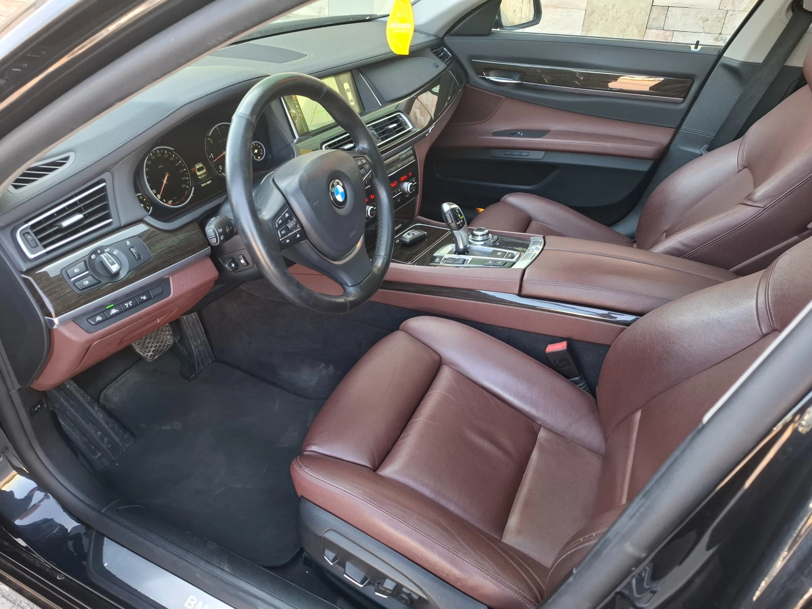 BMW 740 3.0д 313кс 4х4 - изображение 7