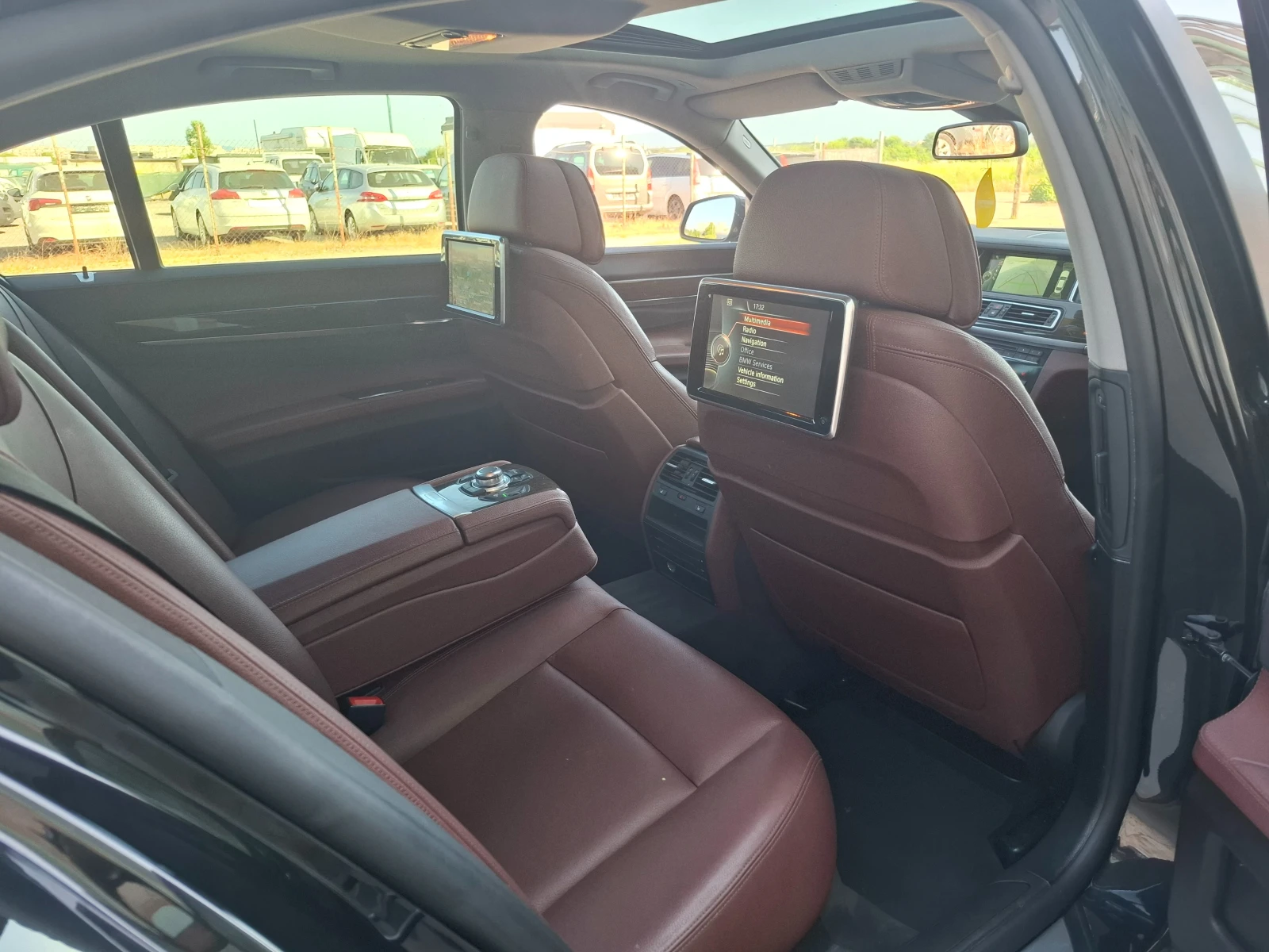 BMW 740 3.0д 313кс 4х4 - изображение 10