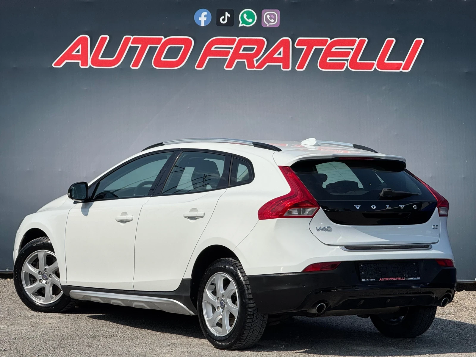 Volvo V40 Cross Country 2.0D D3 R Design* ЛИЗИНГ* БАРТЕР - изображение 5