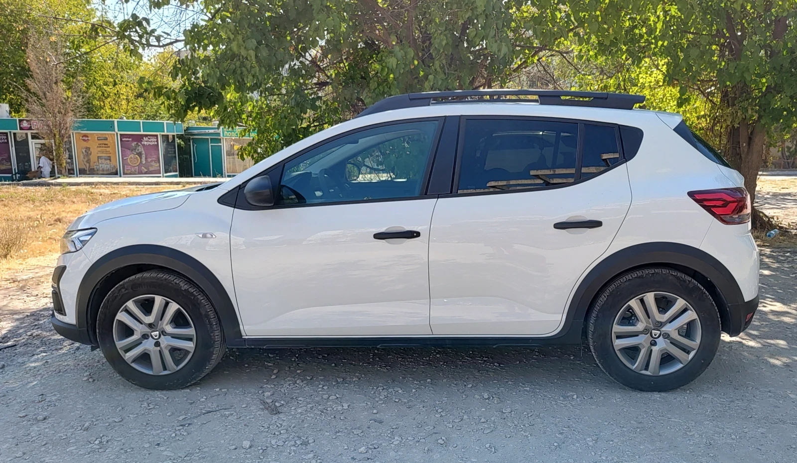 Dacia Sandero Stepway TCe 90 Essential - изображение 8