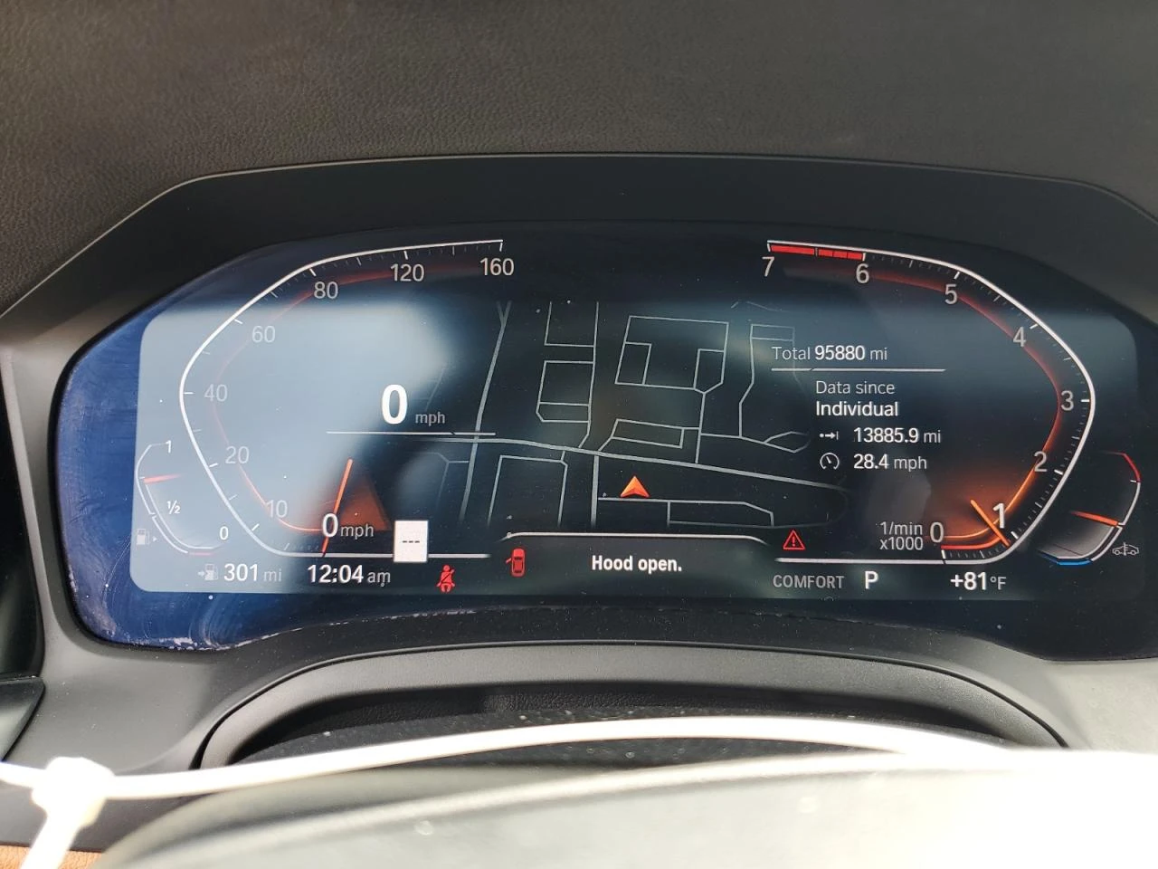 BMW 330 XI* KEYLESS* AMBIENT* CARPLAY* ШИБИДАХ - изображение 9