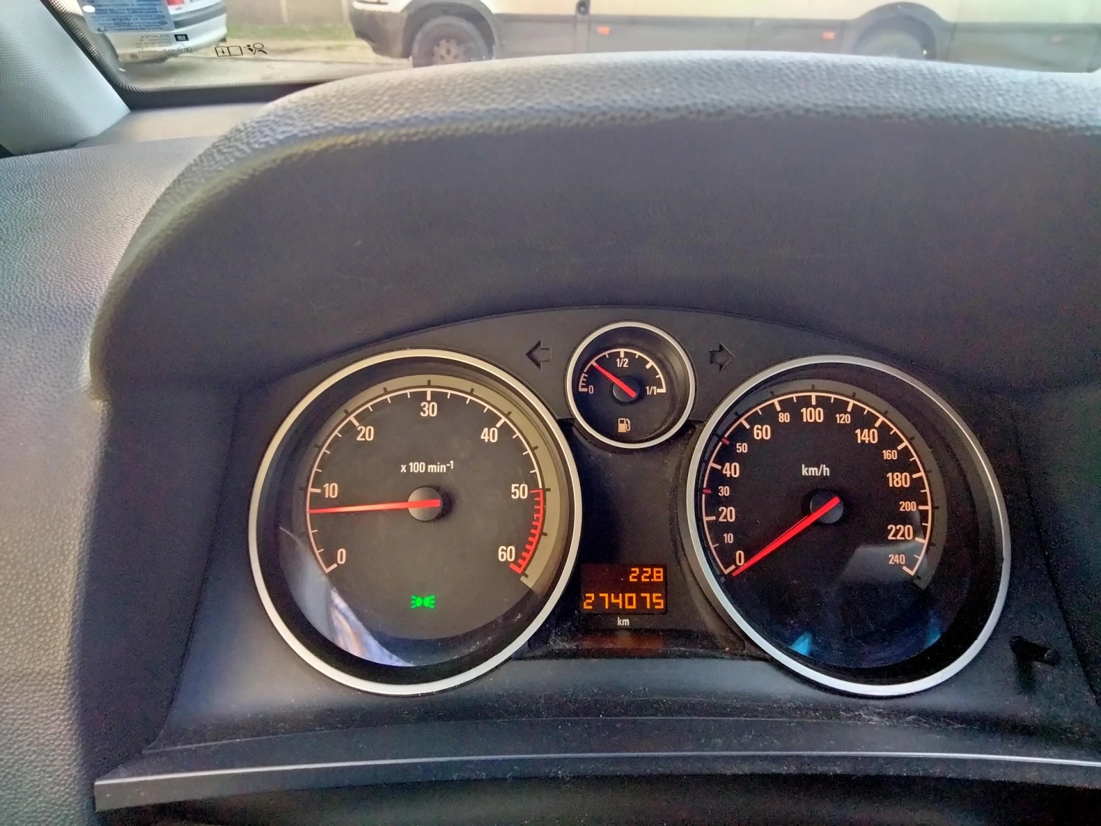 Opel Zafira B - изображение 5