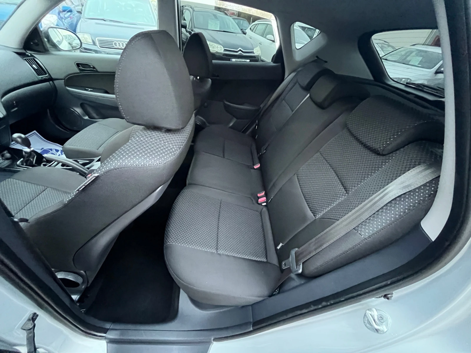 Hyundai I30 1.6  | Mobile.bg   8