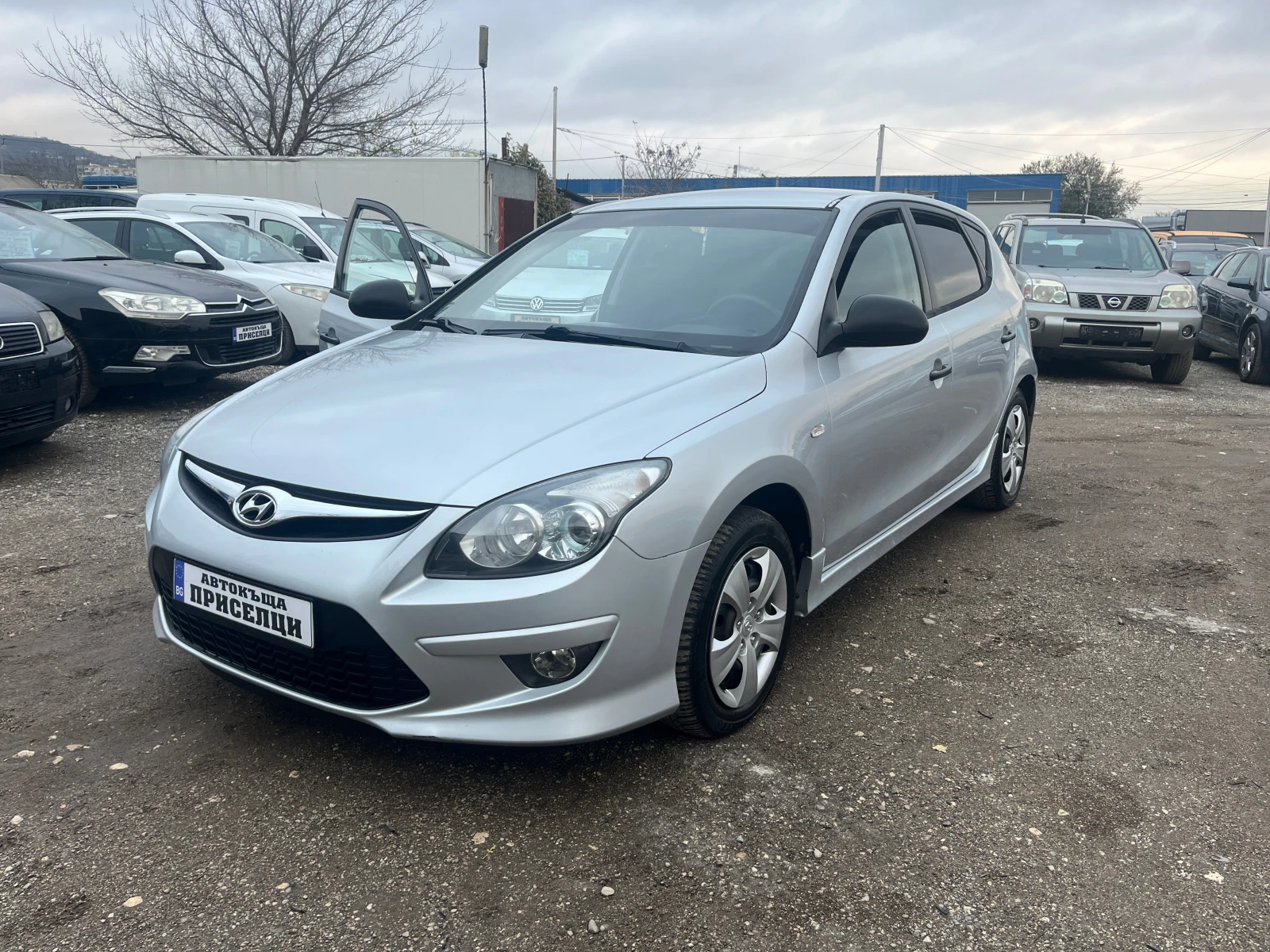 Hyundai I30 1.6  | Mobile.bg   2