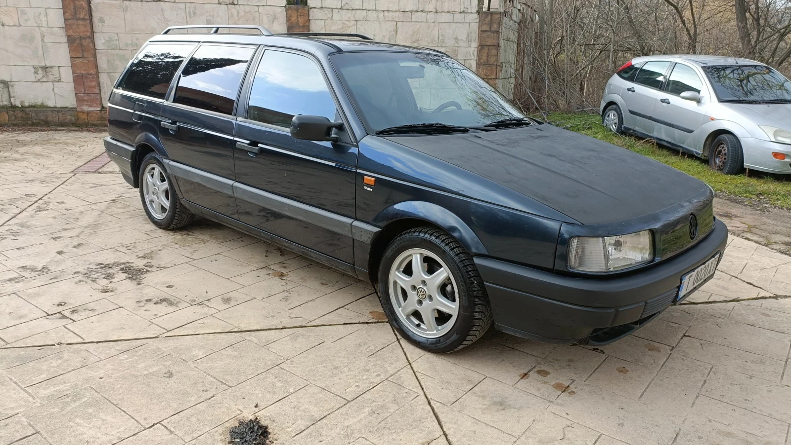 VW Passat Комби, снимка 11 - Автомобили и джипове - 53866460