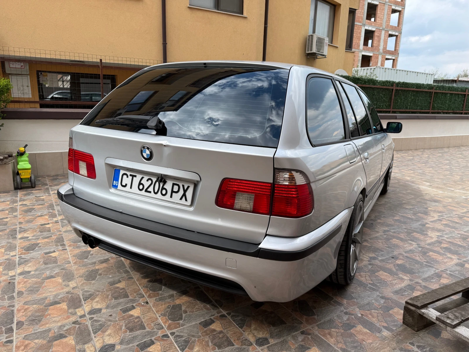 BMW 523, снимка 6 - Автомобили и джипове - 54238265