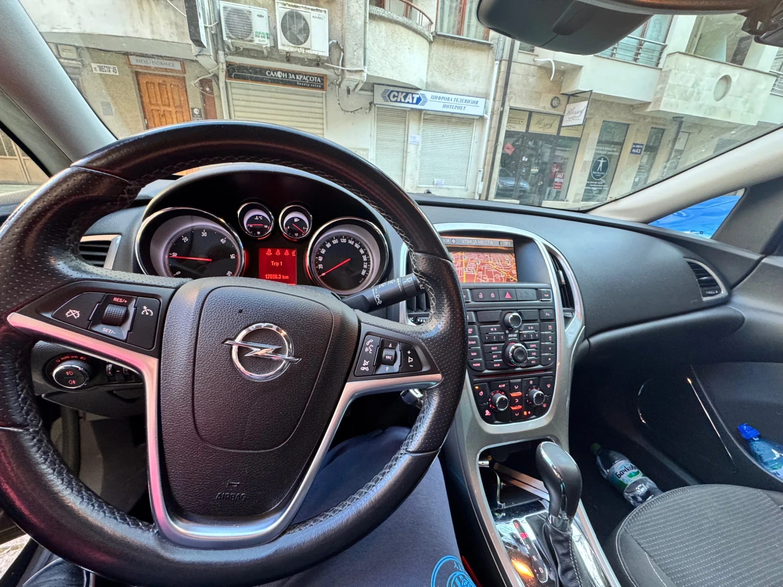 Opel Astra, снимка 11 - Автомобили и джипове - 54417204