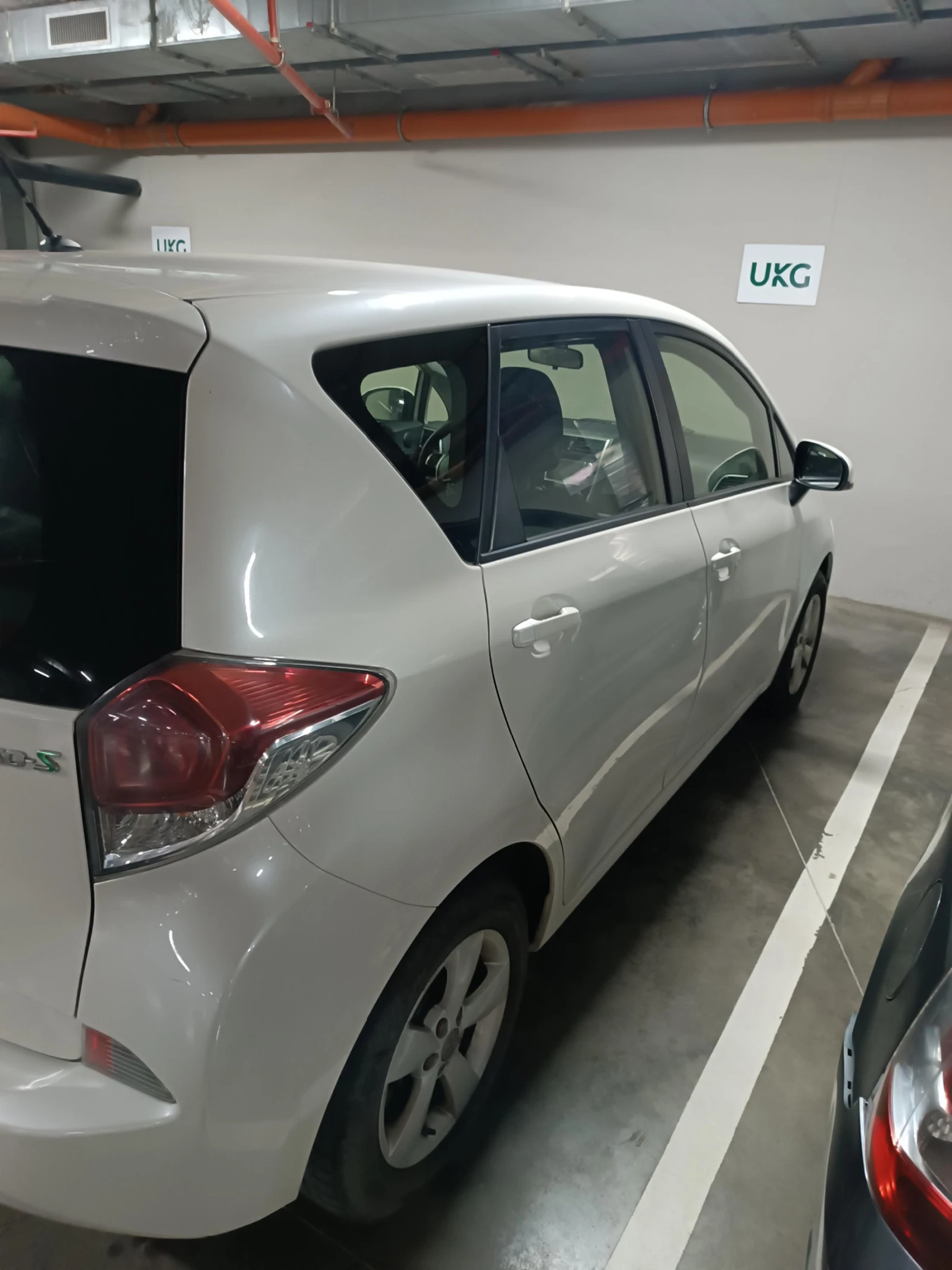 Toyota Verso S Газ, снимка 4 - Автомобили и джипове - 54422904