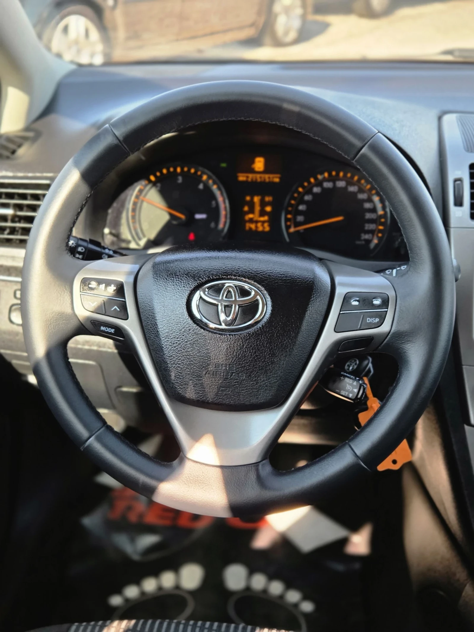 Toyota Avensis 2.0 d4d 6�������� | Mobile.bg � ����������� 13