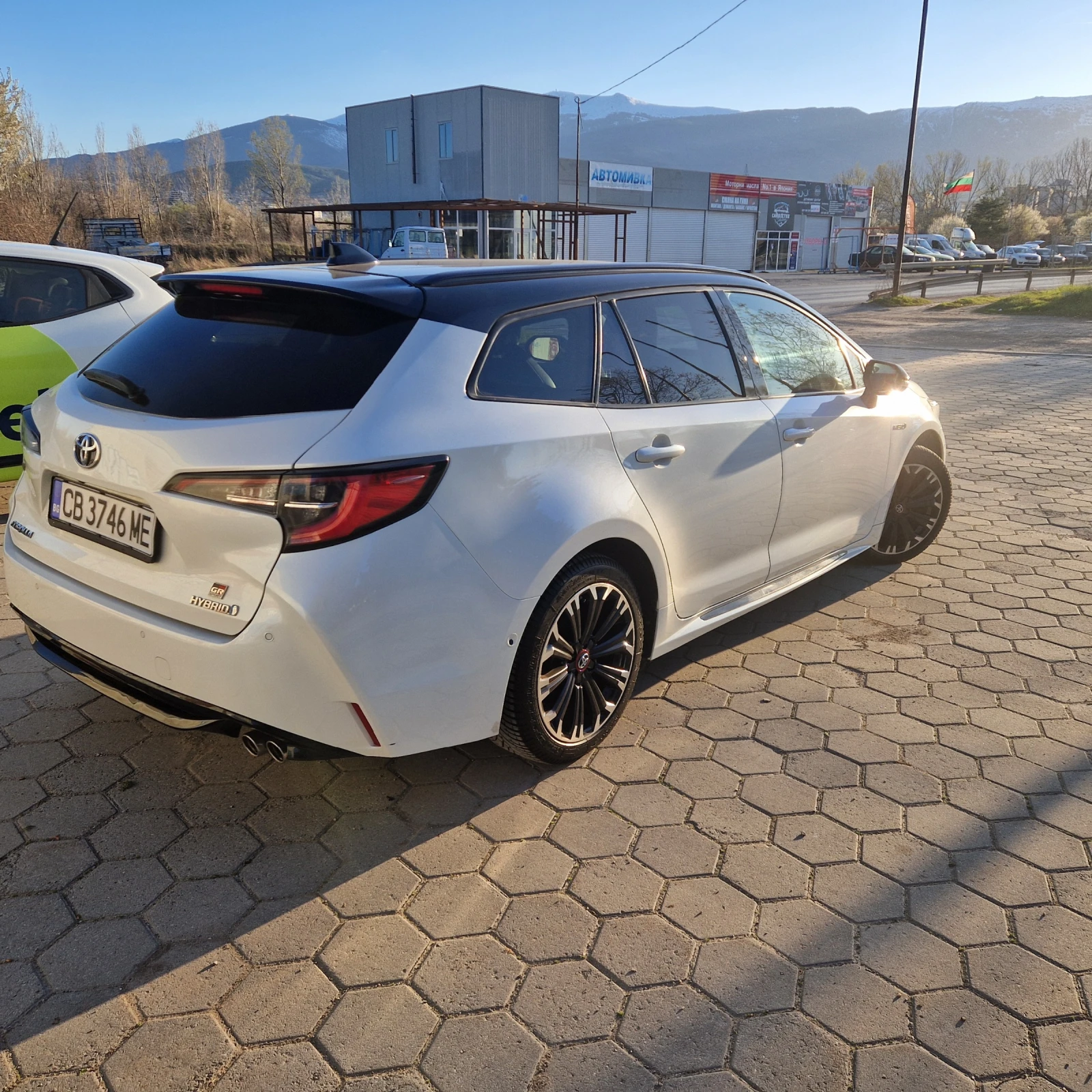 Toyota Corolla Sports 2.0 Hybrid GR Sport, снимка 4 - Автомобили и джипове - 54624334