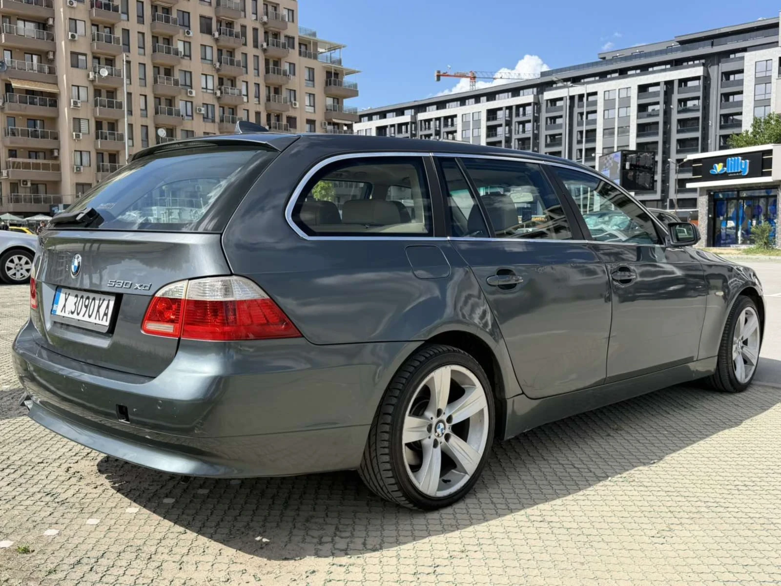 BMW 530, снимка 3 - Автомобили и джипове - 54703275
