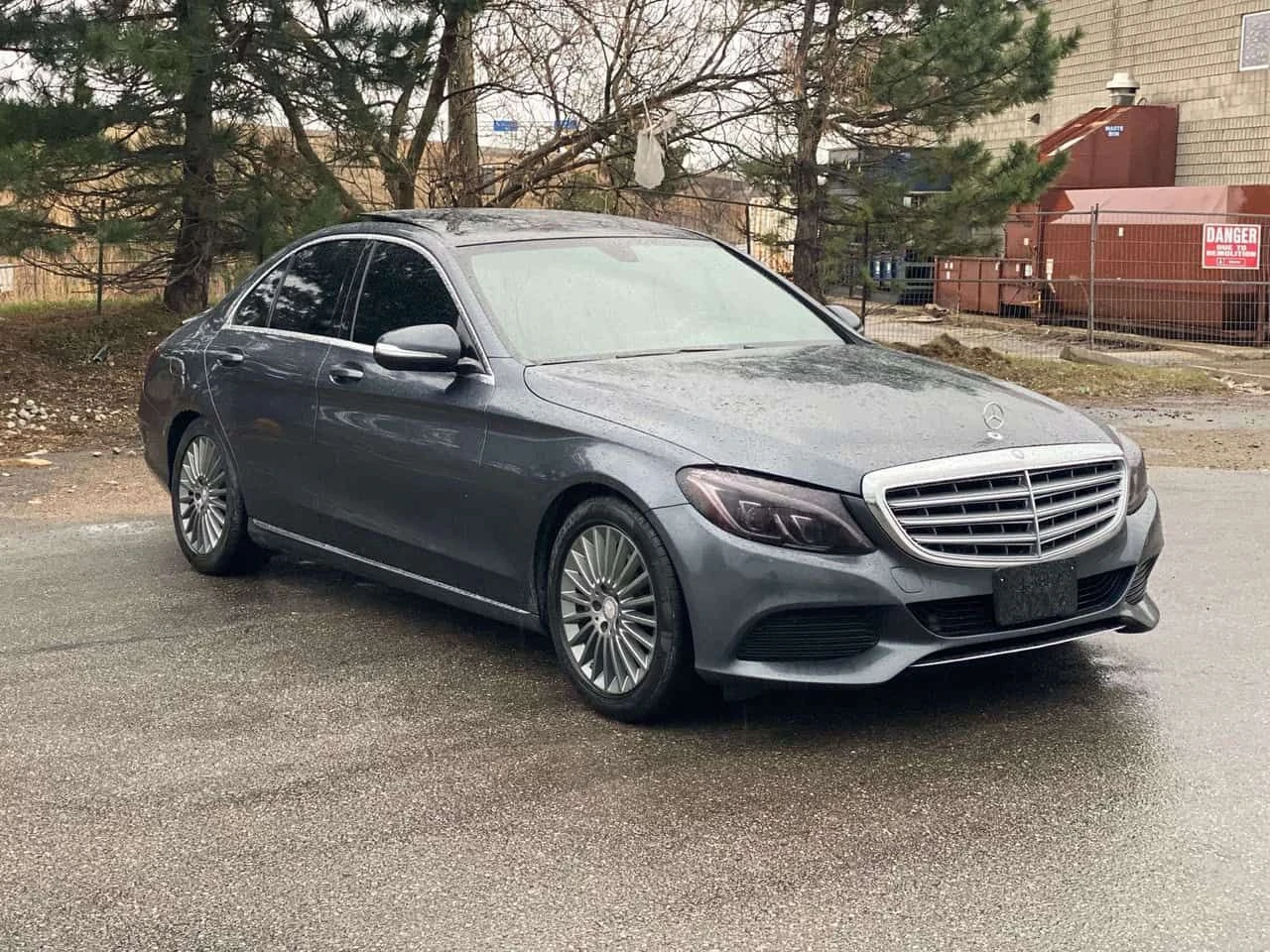 Mercedes-Benz C 300 * CARFAX * ЦЕНА ДО БГ, снимка 3 - Автомобили и джипове - 54738385