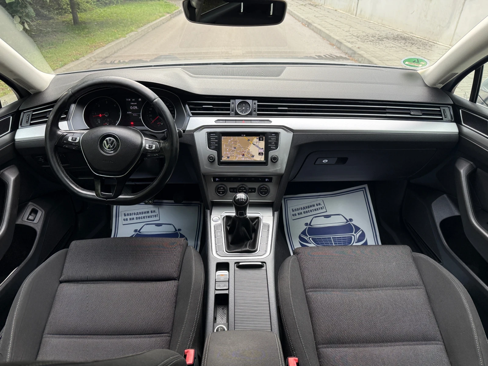 VW Passat 2.0 TDi BMT, снимка 8 - Автомобили и джипове - 54973967