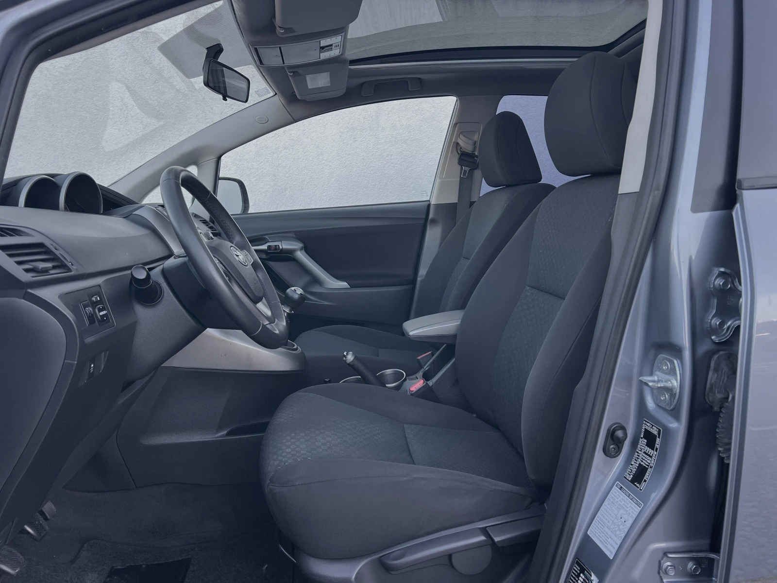 Toyota Verso 1.6VVTi 132�.�. 148000�� ������� ���������� | Mobile.bg � ����������� 13