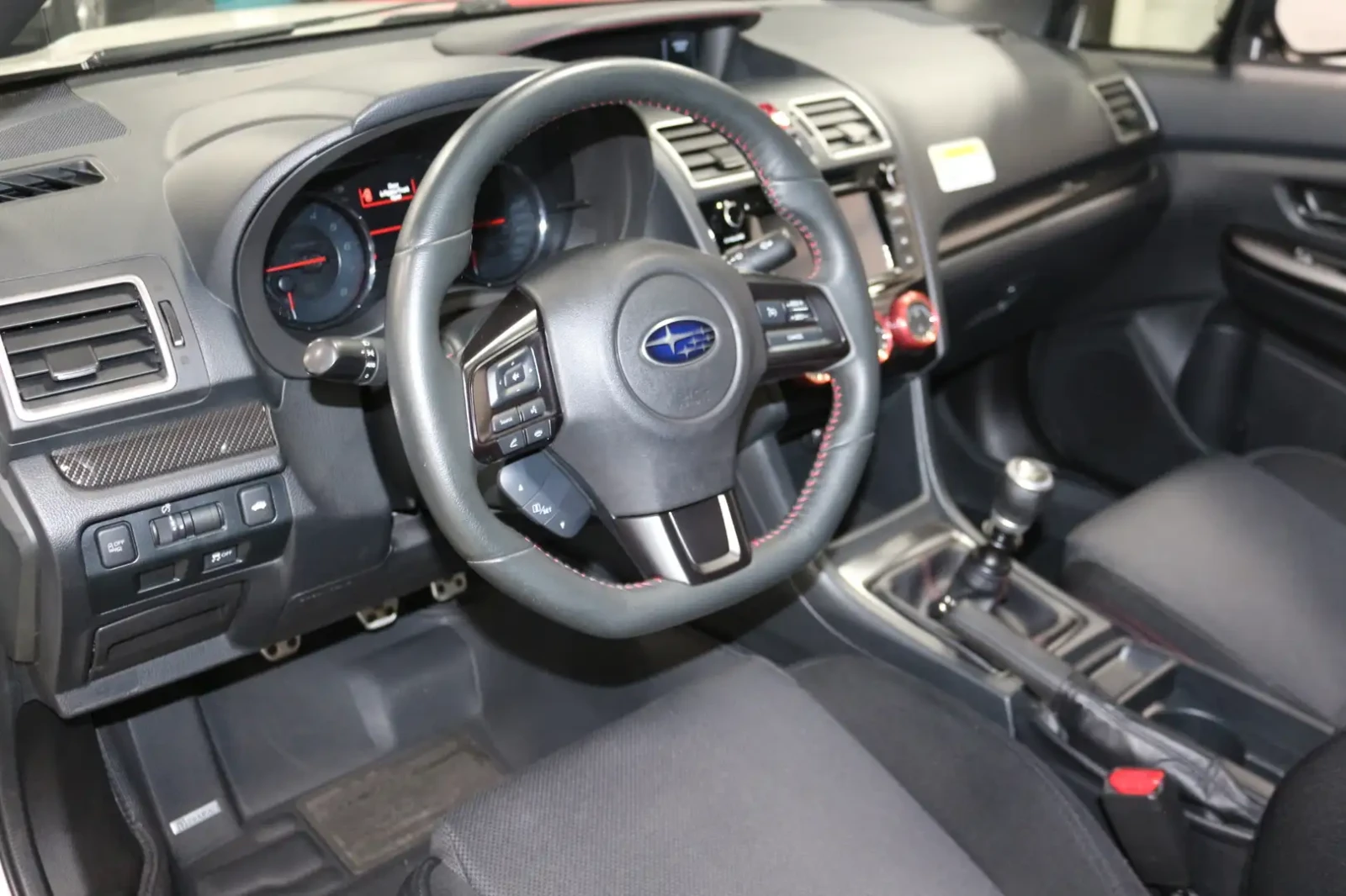 Subaru WRX SPORT* 6 SPEED* КАМЕРА* ШИБЕДАХ, снимка 9 - Автомобили и джипове - 55036700